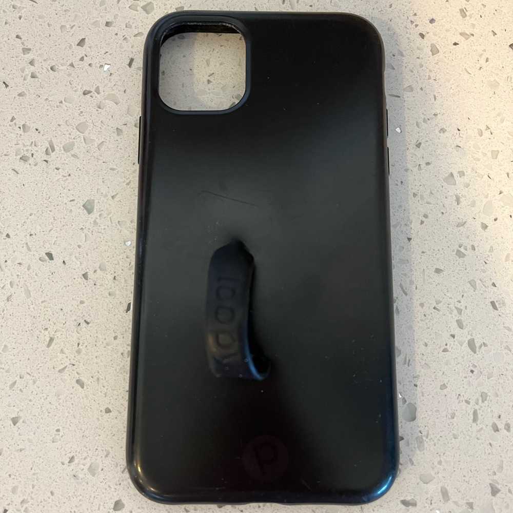 iPhone 11 black loopy case